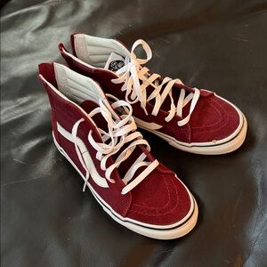 Vans High Top Sneakers in Burgundy and White